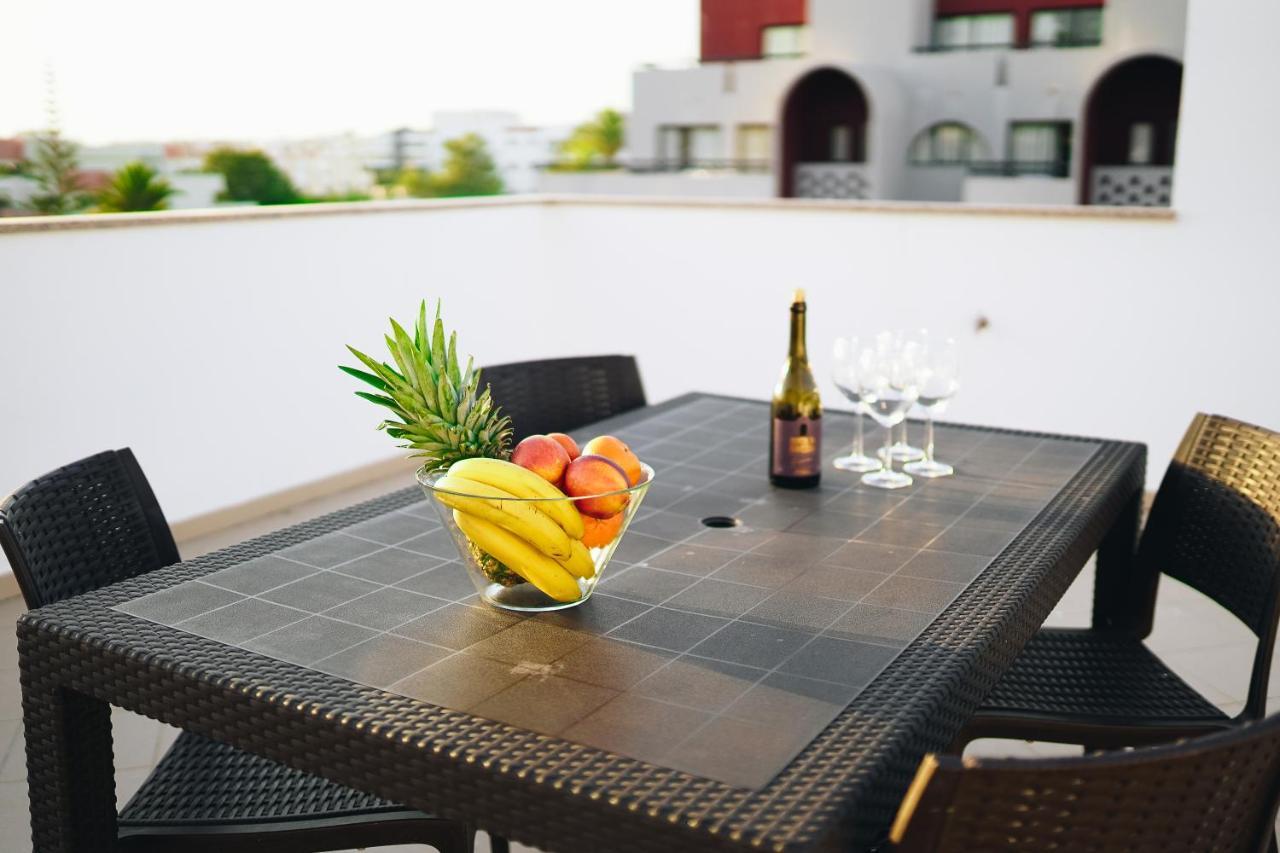 Wonderful Flats With Pool By Host Wise Lejlighed Albufeira Eksteriør billede